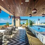 2 Br. With Rooftop Pool And Stunning Ocean View
